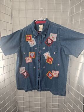 Bobbie Brooks Women Denim Embroidered Shirt Sz 18/20 Hearts Love